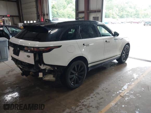 ✅ 2018 Land Rover Range Rover Velar R-Dynamic SE • VIN: SALYL2RV2JA768216 • Lot: 42768039. Listed on IAAI with 161,649 mi. Free auction sales archive from the USA and detailed vehicle history report at DreamBid. Image 4.
