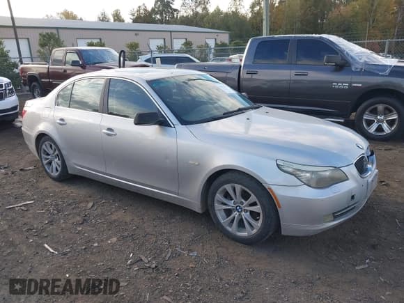 ✅ 2008 BMW 5 Series 528i • VIN: WBANU53568CT02821 • Lot: 43545627. Wystawiony na IAAI z przebiegiem 170 145 mil. Bezpłatny archiwum sprzedaży aukcyjnych z USA i szczegółowy raport historii pojazdu na DreamBid. Zdjęcie 1.