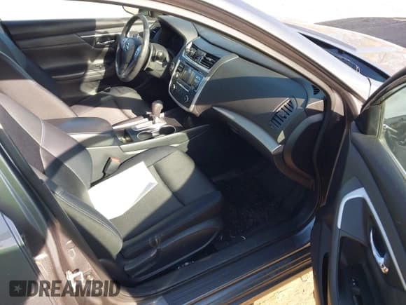 ✅ 2017 Nissan Altima SR • VIN: 1N4AL3AP3HC184343 • Lot: 43611102. Wystawiony na IAAI z przebiegiem 127 283 mil. Bezpłatny archiwum sprzedaży aukcyjnych z USA i szczegółowy raport historii pojazdu na DreamBid. Zdjęcie 5.