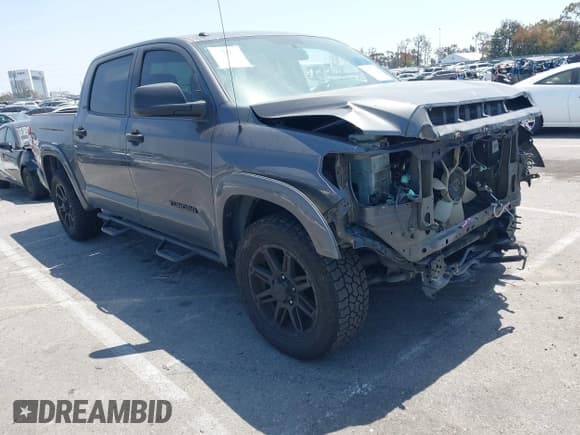 ✅ 2016 Toyota Tundra SR5 • VIN: 5TFEM5F13GX107424 • Lot: 42073037. Listed on IAAI with 88,451 mi. Free auction sales archive from the USA and detailed vehicle history report at DreamBid. Image 1.