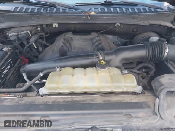 ✅ 2019 Ford Expedition XLT • VIN: 1FMJU1HT3KEA64385 • Lot: 42186424. Listed on IAAI with 225,978 mi. Free auction sales archive from the USA and detailed vehicle history report at DreamBid. Image 10.