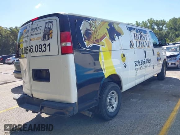 ✅ 2017 Chevrolet Express Cargo • VIN: 1GCWGBFG1H1165034 • Lot: 43092339. Listed on IAAI with 181,531 mi. Free auction sales archive from the USA and detailed vehicle history report at DreamBid. Image 4.