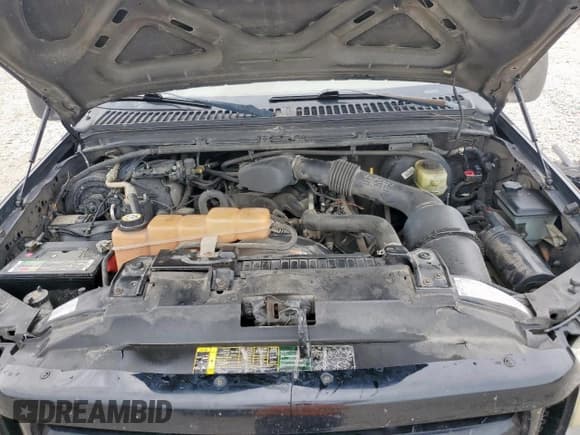 ✅ 2004 Ford F-250 XL • VIN: 1FTNW20L44EA34381 • Lot: 60494555. Listed on Copart with 310,947 mi. Free auction sales archive from the USA and detailed vehicle history report at DreamBid. Image 11.