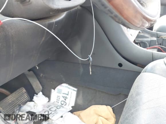 ✅ 2012 GMC Yukon Denali • VIN: 1GKS1EEF2CR251400 • Lot: 41752854. Wystawiony na IAAI z przebiegiem 161 041 mil. Bezpłatny archiwum sprzedaży aukcyjnych z USA i szczegółowy raport historii pojazdu na DreamBid. Zdjęcie 11.