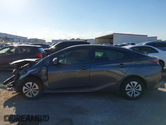 ✅ 2017 Toyota Prius Three • VIN: JTDKARFU0H3032221 • Лот: 43383404. Опубликован ранее на IAAI с пробегом 203 223 миль. Бесплатный доступ к архиву аукционных продаж из США и подробный отчёт об истории автомобиля на DreamBid. Изображение 15.