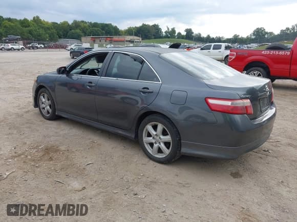 ✅ 2007 Toyota Camry CE • VIN: 4T1BE46K77U165679 • Лот: 43097917. Опубликован ранее на IAAI с пробегом 174 894 миль. Бесплатный доступ к архиву аукционных продаж из США и подробный отчёт об истории автомобиля на DreamBid. Изображение 3.
