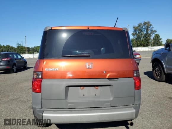 ✅ 2005 Honda Element LX • VIN: 5J6YH28315L033532 • Лот: 69879405. Опубликован ранее на Copart с пробегом 135 364 миль. Бесплатный доступ к архиву аукционных продаж из США и подробный отчёт об истории автомобиля на DreamBid. Изображение 6.
