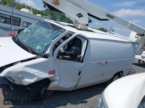 ✅ 2013 Ford E-Series Commercial • VIN: 1FDSE3EL1DDB34475 • Lot: 42700692. Listed on IAAI with 45,309 mi. Free auction sales archive from the USA and detailed vehicle history report at DreamBid. Image 15.