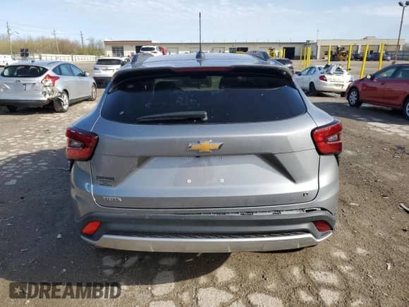 2025 Chevrolet Trax LT с VIN KL77LHEP8SC007822, выставлен на аукционе Copart как лот 51601495 с пробегом 7 987 миль миль и Списание • Salvage title. История ставок и продаж доступна на DreamBid. Изображение 6.