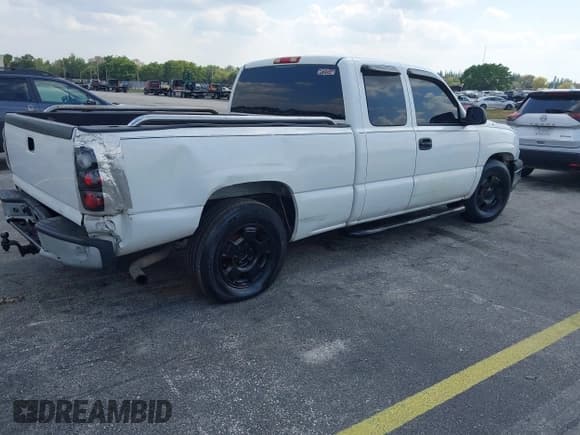✅ 2007 Chevrolet Silverado 1500 Work Truck • VIN: 1GCEC19X87Z119634 • Lot: 42059119. Listed on IAAI with 231,318 mi. Free auction sales archive from the USA and detailed vehicle history report at DreamBid. Image 4.