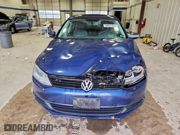 ✅ 2011 Volkswagen Jetta SE • VIN: 3VWDZ7AJ0BM387668 • Лот: 94935855. Опубликован ранее на Copart с пробегом 231 467 миль. Бесплатный доступ к архиву аукционных продаж из США и подробный отчёт об истории автомобиля на DreamBid. Изображение 5.