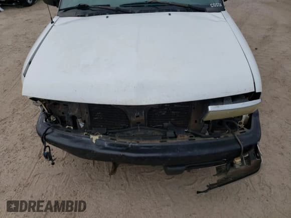 ✅ 2003 Chevrolet S-10 LS • VIN: 1GCCS19X438289287 • Лот: 88000465. Опубликован ранее на Copart с пробегом 212 723 миль. Бесплатный доступ к архиву аукционных продаж из США и подробный отчёт об истории автомобиля на DreamBid. Изображение 12.