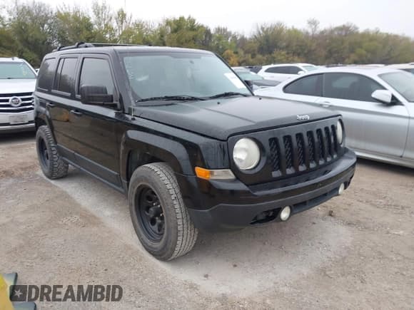 ✅ 2013 Jeep Patriot Sport • VIN: 1C4NJRBBXDD101308 • Lot: 43858308. Listed on IAAI with 122,716 mi. Free auction sales archive from the USA and detailed vehicle history report at DreamBid. Image 1.