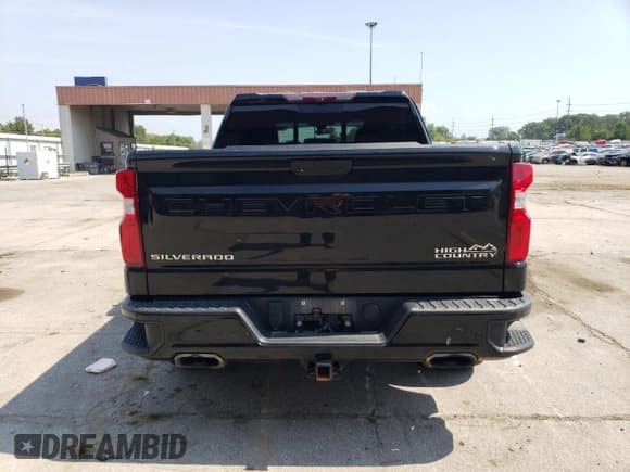 ✅ 2020 Chevrolet Silverado 1500 High Country • VIN: 3GCUYHEL5LG355208 • Lot: 69232604. Wystawiony na Copart z przebiegiem 100 804 mil. Bezpłatny archiwum sprzedaży aukcyjnych z USA i szczegółowy raport historii pojazdu na DreamBid. Zdjęcie 6.