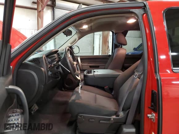 2013 Chevrolet Silverado 1500 LT with VIN 1GCRKSE76DZ329371, listed as a Copart auction lot 87091925 with 139,713 mi miles and Clean title. Bid and sale history available at DreamBid. Image 7.