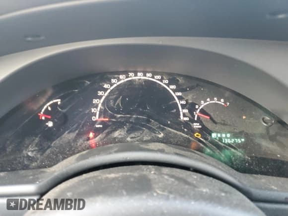 ✅ 2005 Chrysler Pacifica • VIN: 2C4GM48LX5R561330 • Lot: 48883045. Wystawiony na Copart z przebiegiem 136 275 mil. Bezpłatny archiwum sprzedaży aukcyjnych z USA i szczegółowy raport historii pojazdu na DreamBid. Zdjęcie 9.