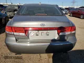 2009 Hyundai Azera Limited z VIN KMHFC46F09A381047, wystawiony jako Copart lot #71802614 z przebiegiem 106 632 mil mil oraz Szkoda całkowita • Salvage title. Historia ofert i sprzedaży dostępna na DreamBid. Obrazek 6.