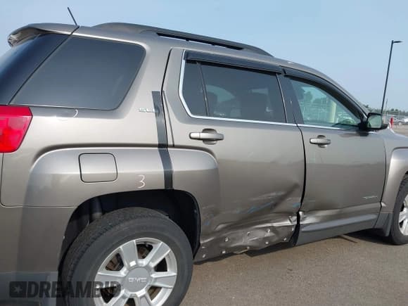 ✅ 2011 GMC Terrain SLE-2 • VIN: 2CTFLTECXB6455121 • Lot: 42390499. Wystawiony na IAAI z przebiegiem 144 176 mil. Bezpłatny archiwum sprzedaży aukcyjnych z USA i szczegółowy raport historii pojazdu na DreamBid. Zdjęcie 6.