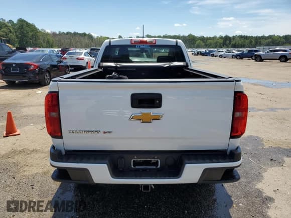✅ 2020 Chevrolet Colorado 4WD Work Truck • VIN: 1GCHTBEN5L1128355 • Lot: 62823624. Wystawiony na Copart z przebiegiem 62 227 mil. Bezpłatny archiwum sprzedaży aukcyjnych z USA i szczegółowy raport historii pojazdu na DreamBid. Zdjęcie 6.