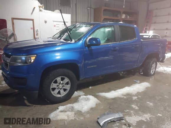 ✅ 2018 Chevrolet Colorado 2WD Work Truck • VIN: 1GCGSBEA8J1226207 • Lot: 41140073. Listed on IAAI with 108,578 mi. Free auction sales archive from the USA and detailed vehicle history report at DreamBid. Image 17.