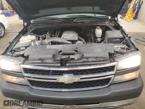 ✅ 2006 Chevrolet Silverado 2500HD LT3 • VIN: 1GCHK23U26F271526 • Лот: 63318455. Опубликован ранее на Copart с пробегом 202 510 миль. Бесплатный доступ к архиву аукционных продаж из США и подробный отчёт об истории автомобиля на DreamBid. Изображение 11.