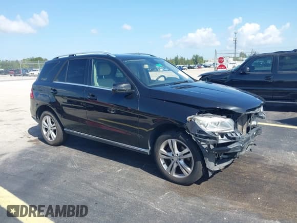 ✅ 2013 Mercedes-Benz M 350 • VIN: 4JGDA5JB6DA240550 • Lot: 43103254. Wystawiony na IAAI z przebiegiem 115 537 mil. Bezpłatny archiwum sprzedaży aukcyjnych z USA i szczegółowy raport historii pojazdu na DreamBid. Zdjęcie 1.