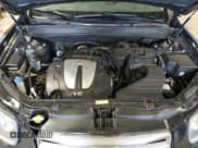 ✅ 2012 Hyundai Santa Fe SE • VIN: 5XYZHDAG0CG127901 • Lot: 63340214. Listed on Copart with 197,402 mi. Free auction sales archive from the USA and detailed vehicle history report at DreamBid. Image 12.