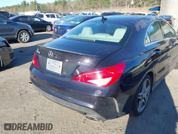 ✅ 2014 Mercedes-Benz CLA 250 • VIN: WDDSJ4GB3EN077269 • Lot: 42051998. Listed on IAAI with 166,842 mi. Free auction sales archive from the USA and detailed vehicle history report at DreamBid. Image 16.