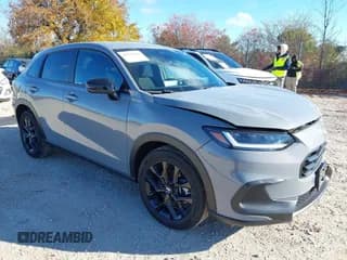 ✅ 2024 Honda HR-V Sport • VIN: 3CZRZ2H54RM703467 • Lot: 43585629. Listed on IAAI with 8,712 mi. Free auction sales archive from the USA and detailed vehicle history report at DreamBid. Image 1.
