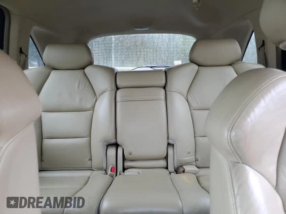 ✅ 2008 Acura MDX • VIN: 2HNYD282X8H550560 • Lot: 90661515. Wystawiony na Copart z przebiegiem 250 856 mil. Bezpłatny archiwum sprzedaży aukcyjnych z USA i szczegółowy raport historii pojazdu na DreamBid. Zdjęcie 10.