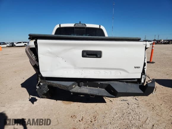 ✅ 2019 Toyota Tacoma TRD Off Road • VIN: 5TFCZ5AN1KX179864 • Lot: 90140645. Listed on Copart with 48,881 mi. Free auction sales archive from the USA and detailed vehicle history report at DreamBid. Image 6.