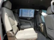 ✅ 2024 GMC Yukon XL SLT • VIN: 1GKS1GKD7RR365416 • Lot: 55903165. Wystawiony na Copart z przebiegiem 12 195 mil. Bezpłatny archiwum sprzedaży aukcyjnych z USA i szczegółowy raport historii pojazdu na DreamBid. Zdjęcie 11.