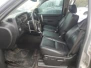 ✅ 2010 Chevrolet Silverado 1500 • VIN: 3GCRCSE23AG299260 • Лот: 79557934. Опубликован ранее на Copart с пробегом 180 540 миль. Бесплатный доступ к архиву аукционных продаж из США и подробный отчёт об истории автомобиля на DreamBid. Изображение 7.