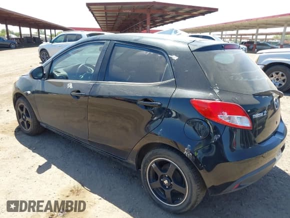 ✅ 2013 Mazda 2 Sport • VIN: JM1DE1KY1D0163161 • Lot: 42521419. Listed on IAAI with 112,126 mi. Free auction sales archive from the USA and detailed vehicle history report at DreamBid. Image 3.
