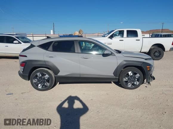 ✅ 2025 Hyundai Kona SEL • VIN: KM8HB3AB6SU339044 • Lot: 43602243. Listed on IAAI with 7,475 mi. Free auction sales archive from the USA and detailed vehicle history report at DreamBid. Image 13.
