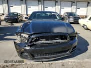 ✅ 2014 Ford Mustang V6 • VIN: 1ZVBP8AM7E5235037 • Лот: 93079245. Опубликован ранее на Copart с пробегом 116 941 миль. Бесплатный доступ к архиву аукционных продаж из США и подробный отчёт об истории автомобиля на DreamBid. Изображение 5.