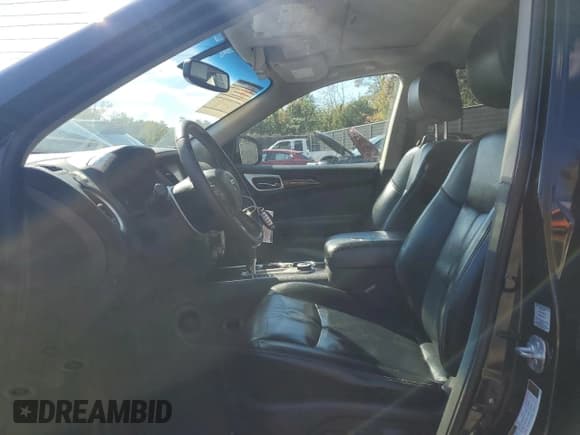 ✅ 2015 Nissan Pathfinder S • VIN: 5N1AR2MMXFC655756 • Lot: 82575395. Wystawiony na Copart z przebiegiem 221 894 mil. Bezpłatny archiwum sprzedaży aukcyjnych z USA i szczegółowy raport historii pojazdu na DreamBid. Zdjęcie 7.