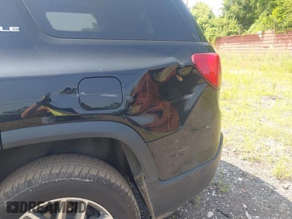 ✅ 2017 GMC Acadia SLE • VIN: 1GKKNLLA9HZ276205 • Lot: 42716791. Wystawiony na IAAI z przebiegiem 139 447 mil. Bezpłatny archiwum sprzedaży aukcyjnych z USA i szczegółowy raport historii pojazdu na DreamBid. Zdjęcie 20.