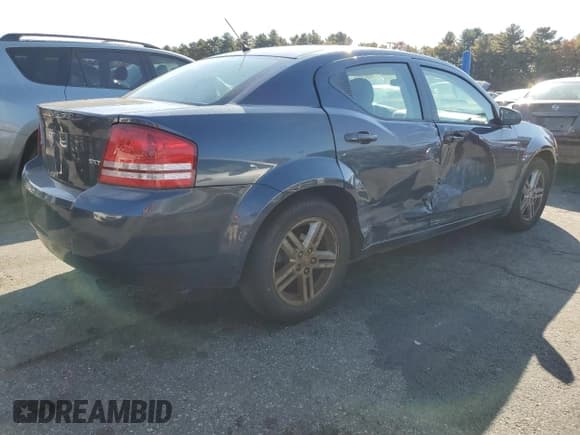 ✅ 2008 Dodge Avenger SXT • VIN: 1B3LC56R28N649757 • Лот: 74962004. Опубликован ранее на Copart с пробегом 117 465 миль. Бесплатный доступ к архиву аукционных продаж из США и подробный отчёт об истории автомобиля на DreamBid. Изображение 3.