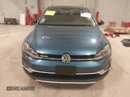 ✅ 2019 Volkswagen Golf S • VIN: 3VWM17AU3KM517072 • Lot: 41365183. Wystawiony na IAAI z przebiegiem 98 424 mil. Bezpłatny archiwum sprzedaży aukcyjnych z USA i szczegółowy raport historii pojazdu na DreamBid. Zdjęcie 13.