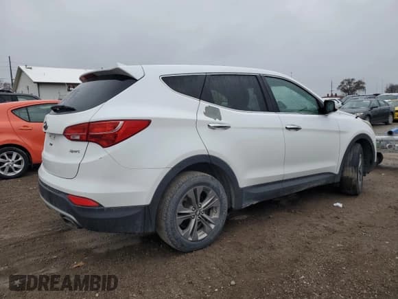 ✅ 2014 Hyundai Santa Fe • VIN: 5XYZT3LB3EG146066 • Lot: 93298535. Listed on Copart with 138,581 mi. Free auction sales archive from the USA and detailed vehicle history report at DreamBid. Image 3.