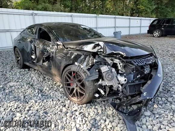 ✅ 2020 Mercedes-Benz AMG GT 53 • VIN: WDD7X6BB5LA013911 • Lot: 65644835. Wystawiony na Copart z przebiegiem 105 899 mil. Bezpłatny archiwum sprzedaży aukcyjnych z USA i szczegółowy raport historii pojazdu na DreamBid. Zdjęcie 13.