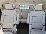 ✅ 2023 GMC Yukon Denali • VIN: 1GKS2DKL7PR482199 • Lot: 71064095. Wystawiony na Copart z przebiegiem 26 253 mil. Bezpłatny archiwum sprzedaży aukcyjnych z USA i szczegółowy raport historii pojazdu na DreamBid. Zdjęcie 10.