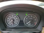 ✅ 2006 BMW 3 Series 325i • VIN: WBAVB17576NK32174 • Lot: 69791275. Wystawiony na Copart z przebiegiem Nie podano. Bezpłatny archiwum sprzedaży aukcyjnych z USA i szczegółowy raport historii pojazdu na DreamBid. Zdjęcie 9.