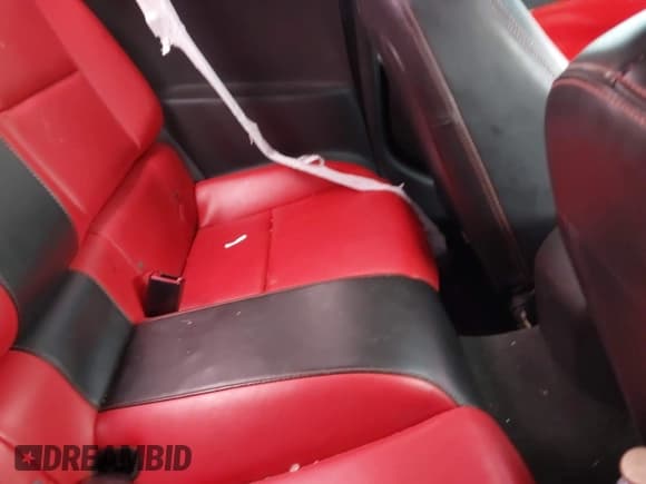 ✅ 2013 Chevrolet Camaro LT • VIN: 2G1FC1E38D9222445 • Lot: 43591985. Wystawiony na IAAI z przebiegiem 187 079 mil. Bezpłatny archiwum sprzedaży aukcyjnych z USA i szczegółowy raport historii pojazdu na DreamBid. Zdjęcie 8.