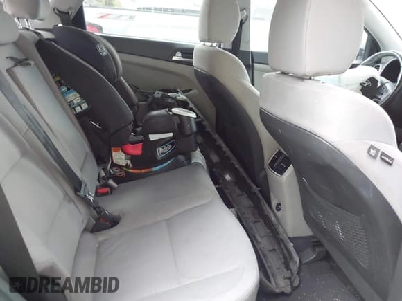 ✅ 2020 Hyundai Tucson SEL • VIN: KM8J33AL3LU177589 • Лот: 43326570. Опубликован ранее на IAAI с пробегом 84 638 миль. Бесплатный доступ к архиву аукционных продаж из США и подробный отчёт об истории автомобиля на DreamBid. Изображение 8.