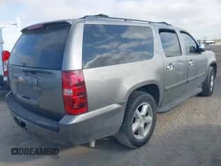 2007 Chevrolet Suburban LT z VIN 3GNFC16J77G288460, wystawiony jako IAAI lot #43473742 z przebiegiem 229 092 mil mil oraz . Historia ofert i sprzedaży dostępna na DreamBid. Obrazek 4.