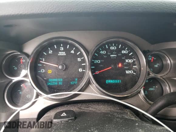 2011 Chevrolet Silverado 1500 LT z VIN 1GCRCSEA1BZ217437, wystawiony jako Copart lot #42629445 z przebiegiem 142 238 mil mil oraz Szkoda całkowita • Salvage title. Historia ofert i sprzedaży dostępna na DreamBid. Obrazek 9.