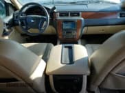 ✅ 2008 Chevrolet Avalanche 2LT • VIN: 3GNEC12098G122855 • Lot: 58043005. Wystawiony na Copart z przebiegiem 188 942 mil. Bezpłatny archiwum sprzedaży aukcyjnych z USA i szczegółowy raport historii pojazdu na DreamBid. Zdjęcie 8.