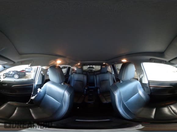 ✅ 2016 Toyota Highlander Limited • VIN: 5TDDKRFH4GS246442 • Lot: 90334895. Listed on Copart with 40,218 mi. Free auction sales archive from the USA and detailed vehicle history report at DreamBid. Image 15.